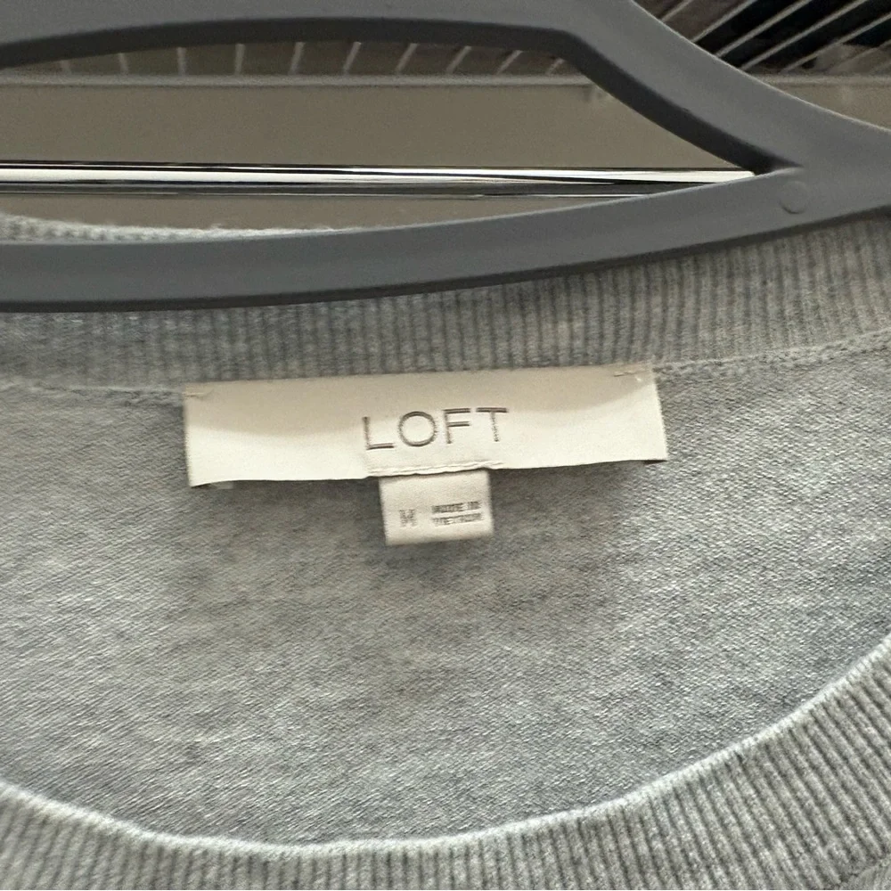 Loft womens long sleeve crew neck sweater gray black wide stripes size lg soft